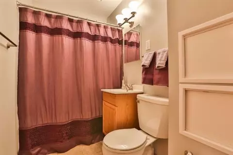 233 N Wiggs St, Griffith, IN 46319 photo 9