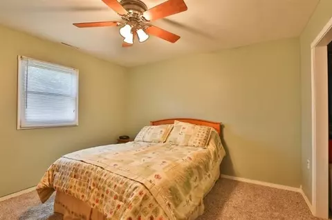 233 N Wiggs St, Griffith, IN 46319 photo 7