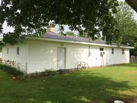 7915 N Jackson St, Culver, IN 46511 photo 2