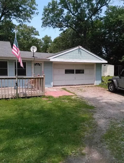 4065 Hendricks St, Gary, IN 46408 photo 4