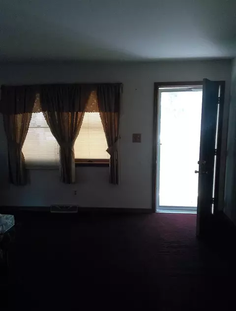 4065 Hendricks St, Gary, IN 46408 photo 7