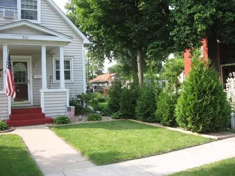 316 Franklin St, Porter, IN 46304 photo 3
