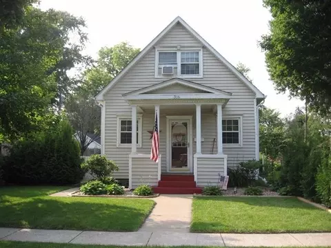 316 Franklin St, Porter, IN 46304 photo 1