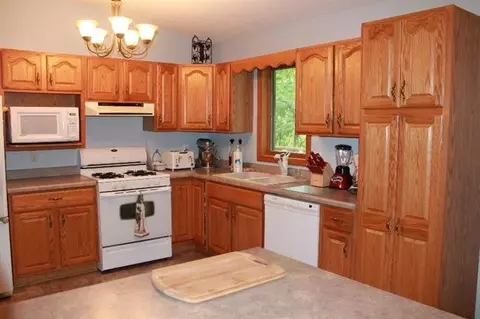 11386 N 580, De Motte, IN 46310 photo 2