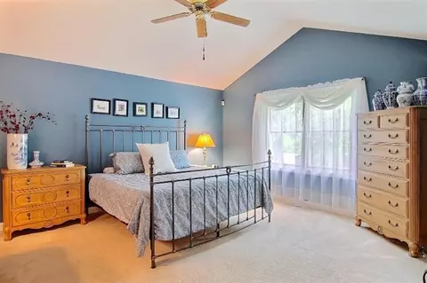 140 Schmidt Dr, Dyer, IN 46311 photo 8