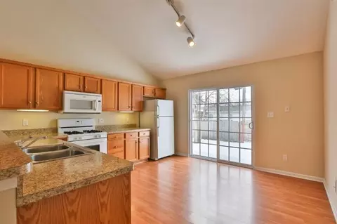 1006 N Colfax St, Griffith, IN 46319 photo 2
