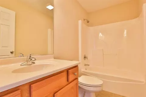 1006 N Colfax St, Griffith, IN 46319 photo 9