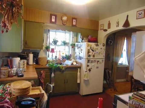 8318 Maple Ave, Gary, IN 46403 photo 10