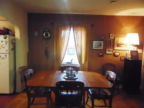 8318 Maple Ave, Gary, IN 46403 photo 7