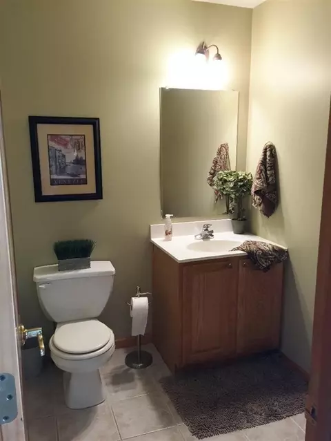 694 Commodore Ln, Porter, IN 46304 photo 10