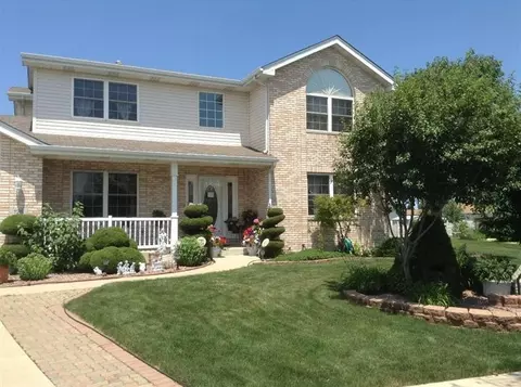 125 Eagle Ct, Dyer, IN 46311 photo 2