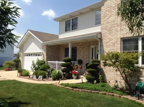 125 Eagle Ct, Dyer, IN 46311 photo 3