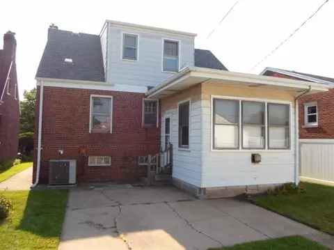 2113 Stanton Ave, Whiting, IN 46394 photo 3
