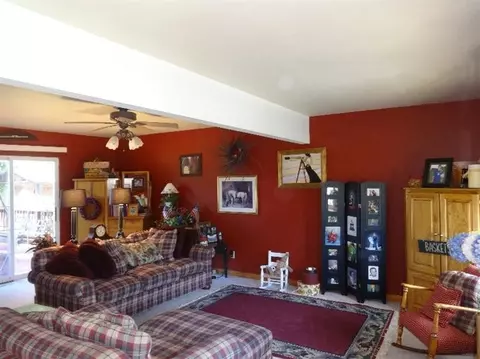 1671 Ruby Ct, Hobart, IN 46342 photo 2