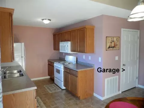 356 S Boo Rd, Burns Harbor, IN 46304 photo 9