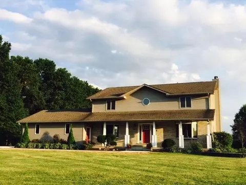 981 Eugene St, Porter, IN 46304 photo 1