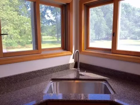 981 Eugene St, Porter, IN 46304 photo 5