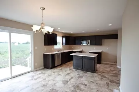 13739 Empress Ln, Dyer, IN 46311 photo 2