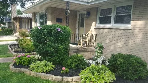 8115 Monroe Ave, Munster, IN 46321 photo 5