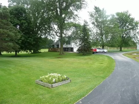 3325 E Indiana Ave, Beecher, IL 60401 photo 2