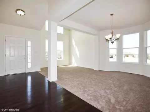 10191 California St, Crown Point, IN 46307 photo 2
