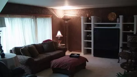 1446 Brandywine Dr, Munster, IN 46321 photo 9