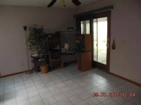406 Commanche Dr, Lowell, IN 46356 photo 4