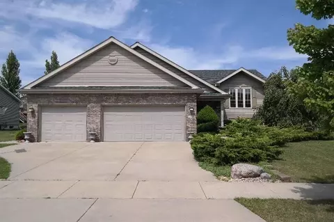252 W 128th Ave, Crown Point, IN 46307 photo 2