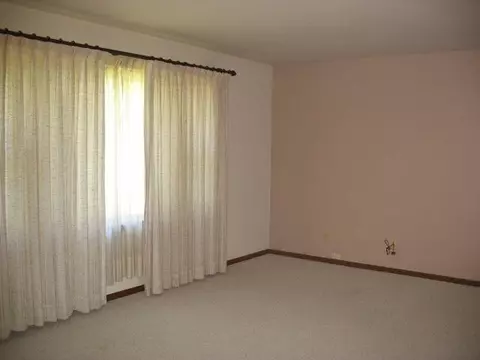 504 E Alyea St, Hebron, IN 46341 photo 3