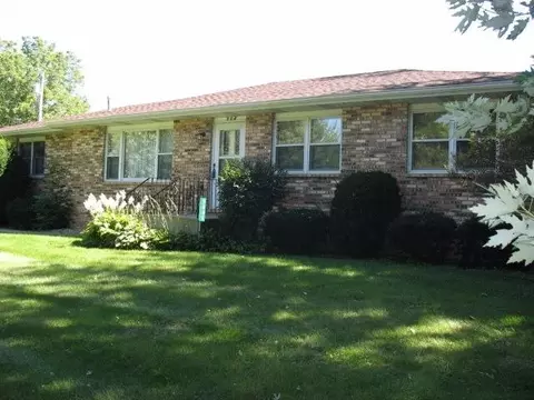 504 E Alyea St, Hebron, IN 46341 photo 1