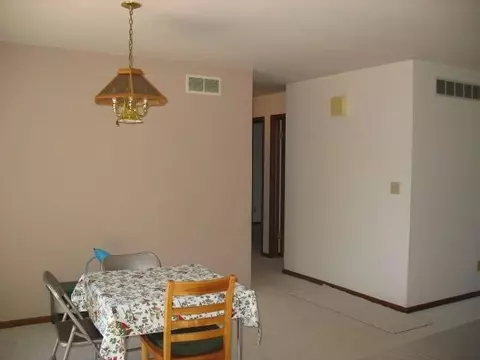 504 E Alyea St, Hebron, IN 46341 photo 4