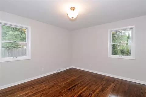 8124 Monroe Ave, Munster, IN 46321 photo 9