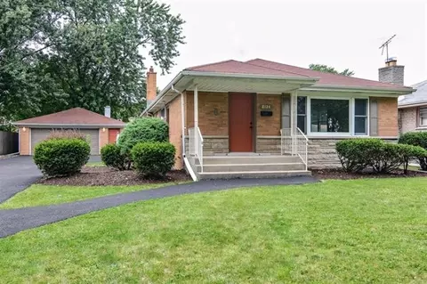 8124 Monroe Ave, Munster, IN 46321 photo 1