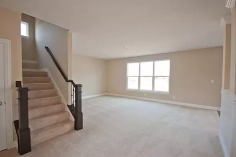 2552 Lois Dr, Valparaiso, IN 46385 photo 5