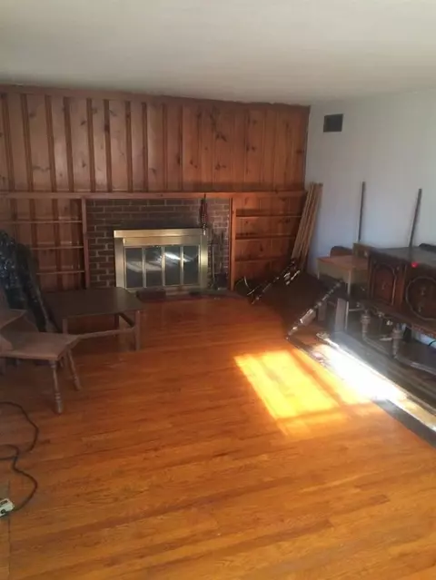 712 E Joliet St, Crown Point, IN 46307 photo 9