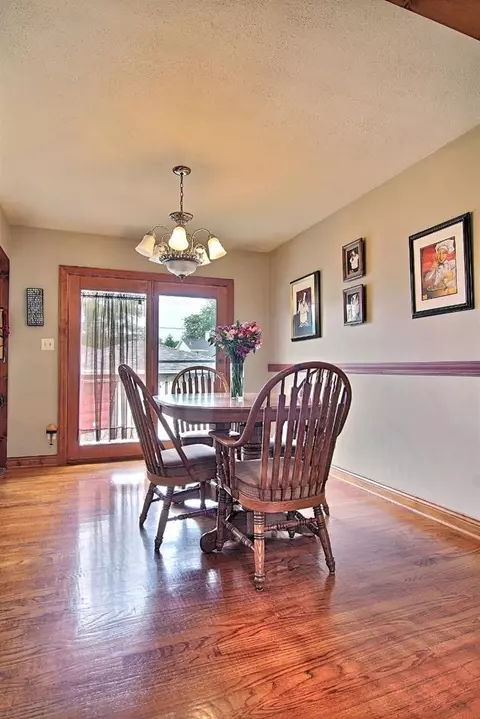 230 Minter Dr, Griffith, IN 46319 photo 8