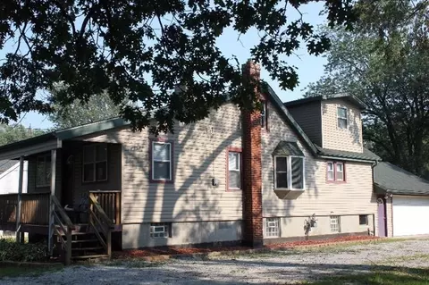1519 Elm St, Griffith, IN 46319 photo 2