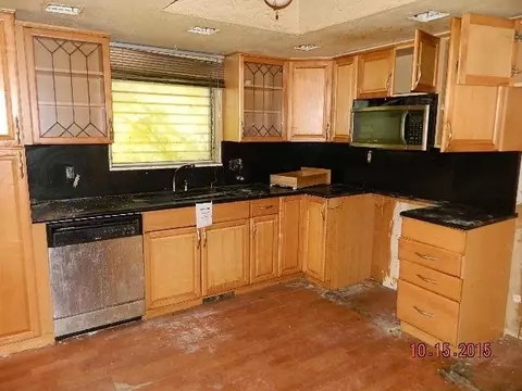 7144 Ash Pl, Gary, IN 46403 photo 5