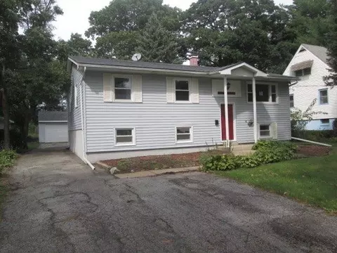 1016 E 40th Pl, Griffith, IN 46319 photo 2