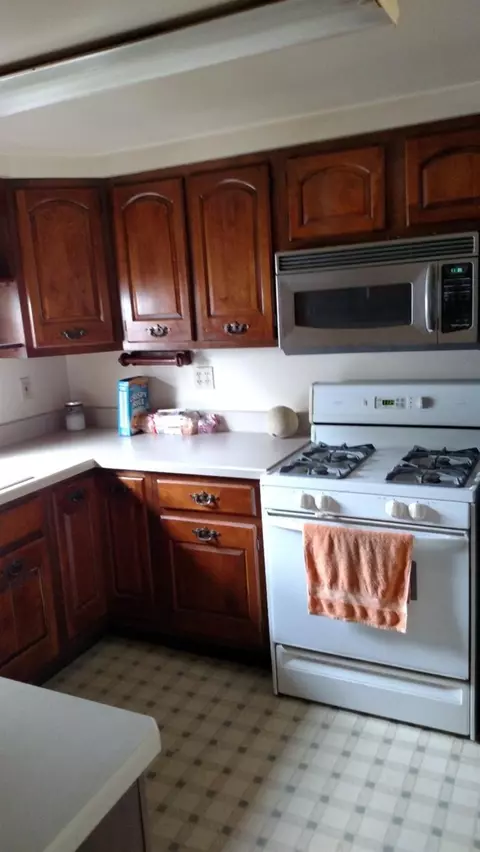 303 Hoffman St, Crown Point, IN 46307 photo 8