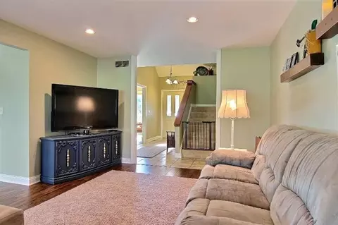 3151 Tremont Ln, Crown Point, IN 46307 photo 5