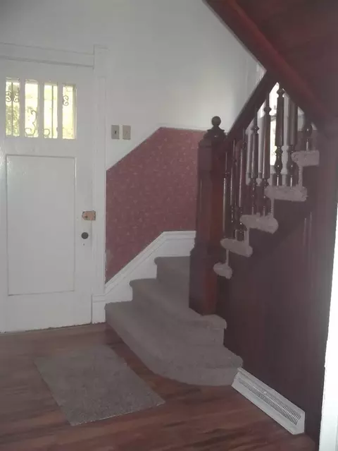 606 E Joliet, Crown Point, IN 46307 photo 3