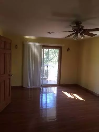 4749 E 1200, Demotte, IN 46311 photo 8