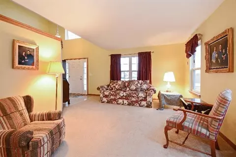 279 Castine Way, Beecher, IL 60401 photo 3