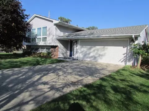 910 Pratt St, Crown Point, IN 46307 photo 3
