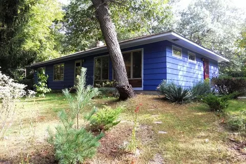 8600 Forest Ave, Gary, IN 46403 photo 1