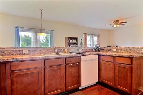 13067 Hayes St, Crown Point, IN 46307 photo 9