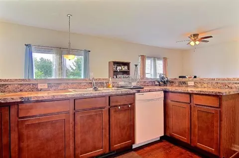 13067 Hayes St, Crown Point, IN 46307 photo 9