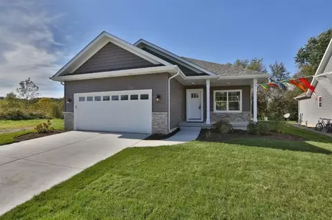 447 Ohagan Dr, Crown Point, IN 46307 photo 1