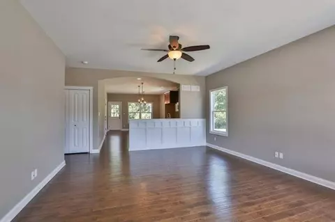 447 Ohagan Dr, Crown Point, IN 46307 photo 2